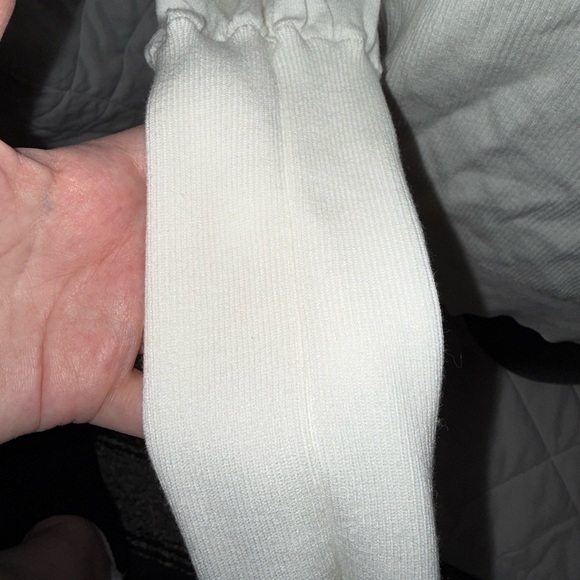 Halogen Balloon Sleeve Crew Neck Shirt - Picture 4 of 8
